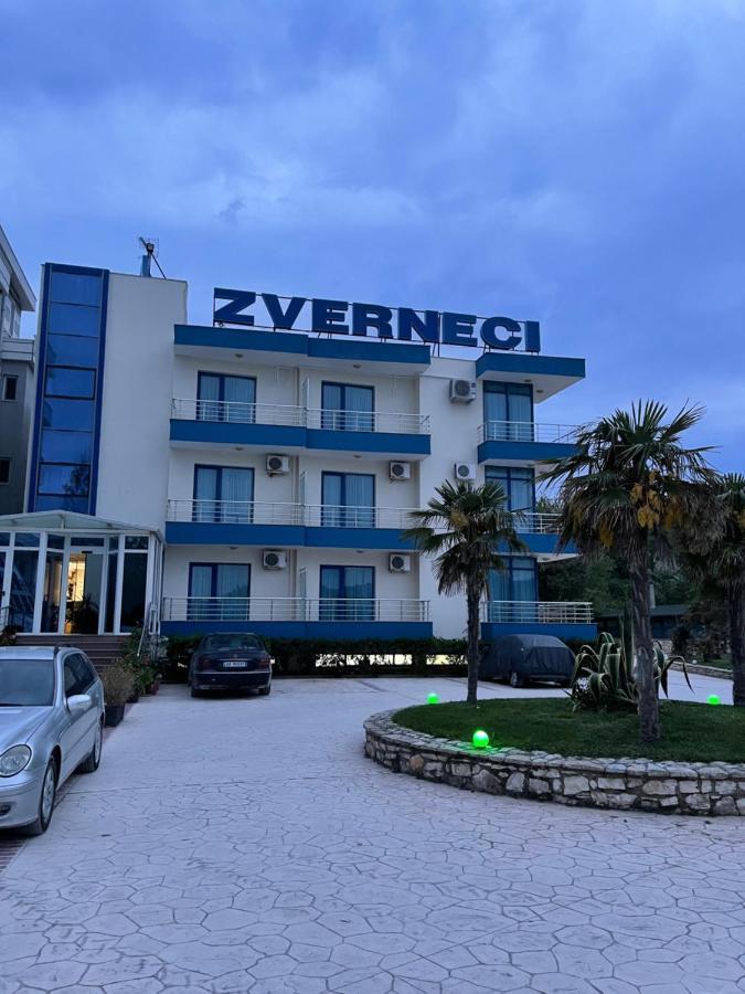 Hotel Zverneci Luaran gambar