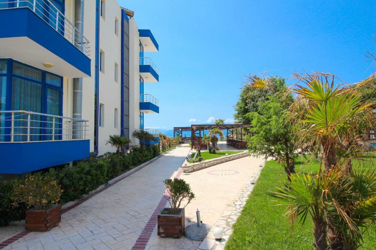 Hotel Zverneci Luaran gambar