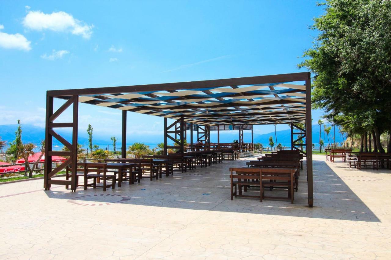 Hotel Zverneci Luaran gambar